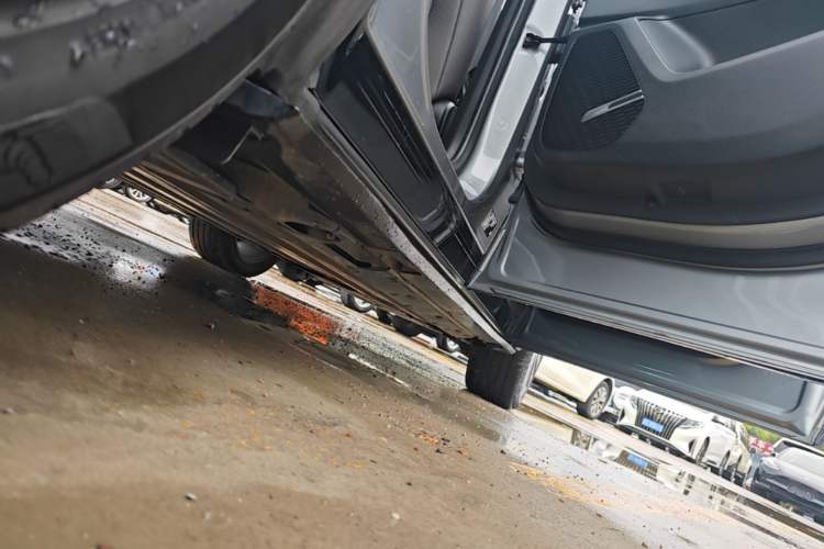 Used Buick E5 2023 Zhenxiang Standard Range Edition Right Side Sill