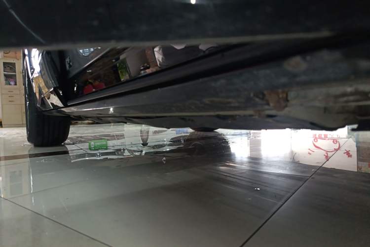 Used Buick E5 2023 Pioneer Edition Right Side Sill