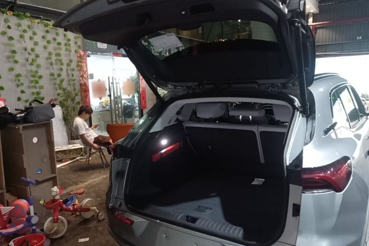 Used Buick E5 2023 Zhenxiang Standard Range Edition Trunk