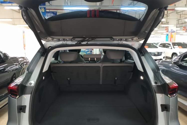 Used Buick E5 2023 Zhenxiang Standard Range Edition Trunk