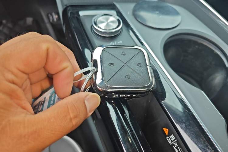 Used Buick E5 2023 Zhenxiang Standard Range Edition Vehicle Key