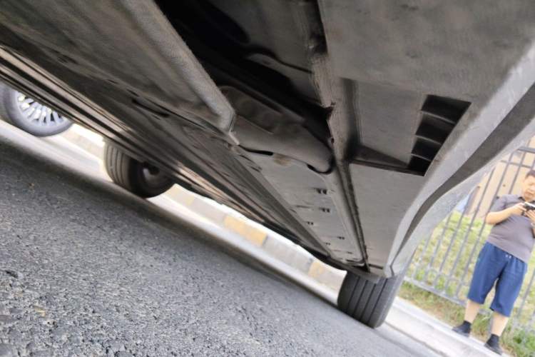 Used Buick E5 2023 Zhenxiang Standard Range Edition Chassis Front Left