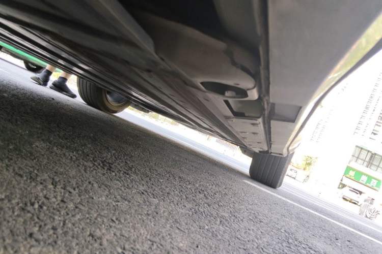 Used Buick E5 2023 Zhenxiang Standard Range Edition Chassis Rear Right