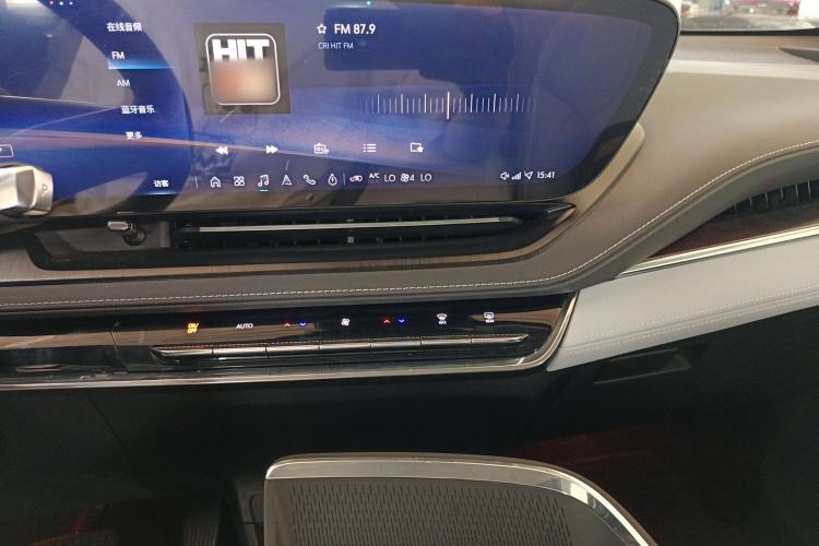 Used Buick E5 2023 Zhenxiang Standard Range Edition Audio And AC Panel