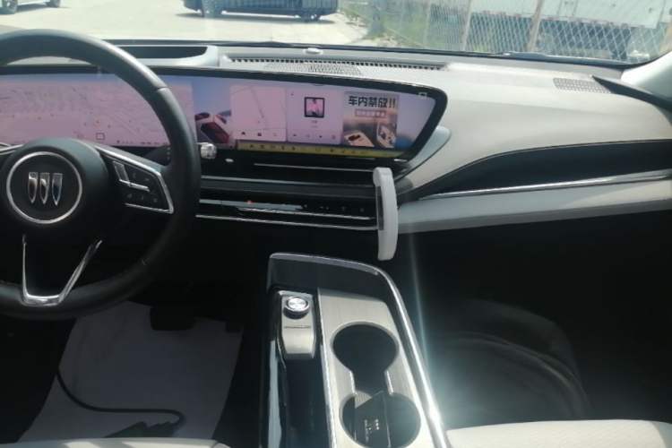 Used Buick E5 2023 Zhenxiang Standard Range Edition Audio And AC Panel
