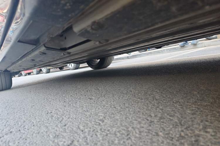 Used Buick E5 2023 Premium Long-Range Version Chassis Rear Left