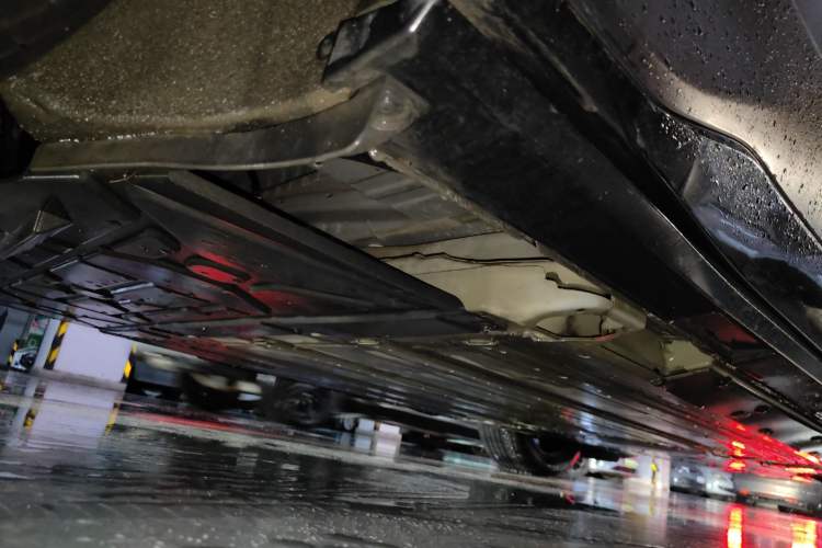 Used Buick E5 2023 Pioneer Edition Chassis Rear Right