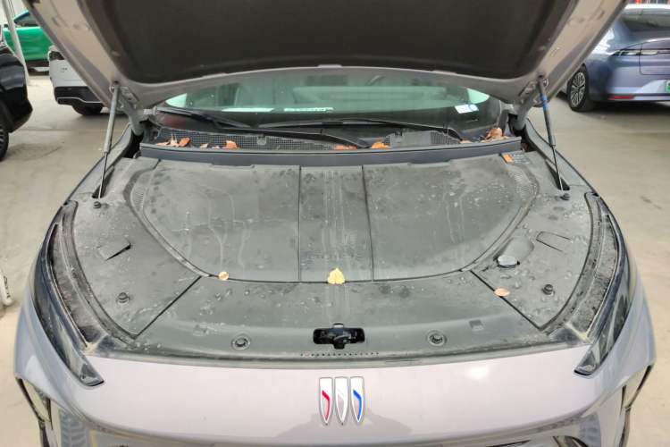 Used Buick E5 2023 Premium Long-Range Version Engine Bay