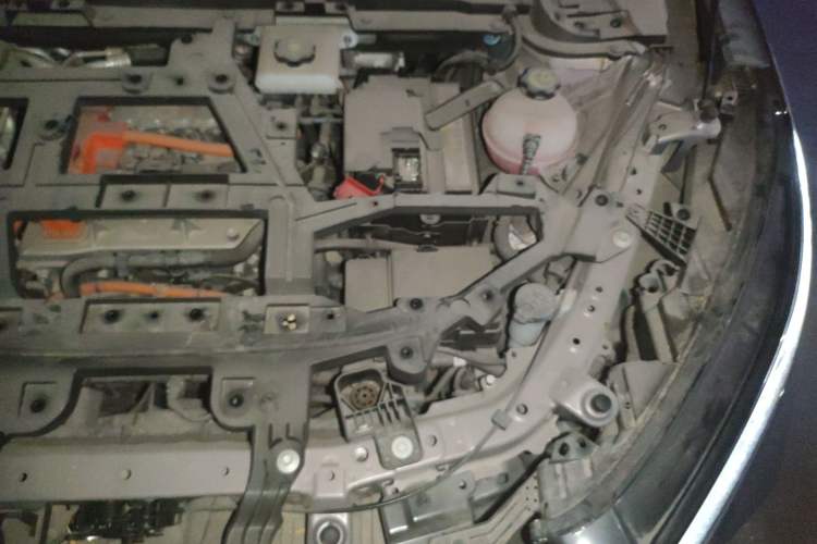 Used Buick E5 2023 Zhixiang Standard Range Edition Engine Bay Left