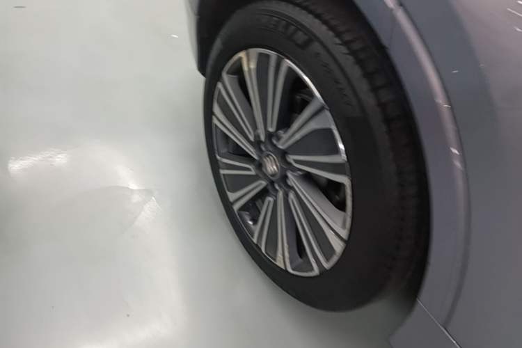 Used Buick E5 2023 Premium Long-Range Version Exterior 5