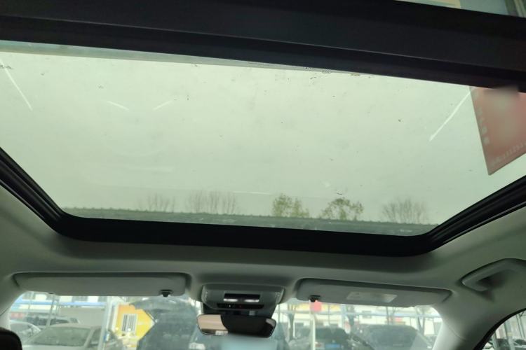 Used Buick E5 2023 Premium Long-Range Version Headliner