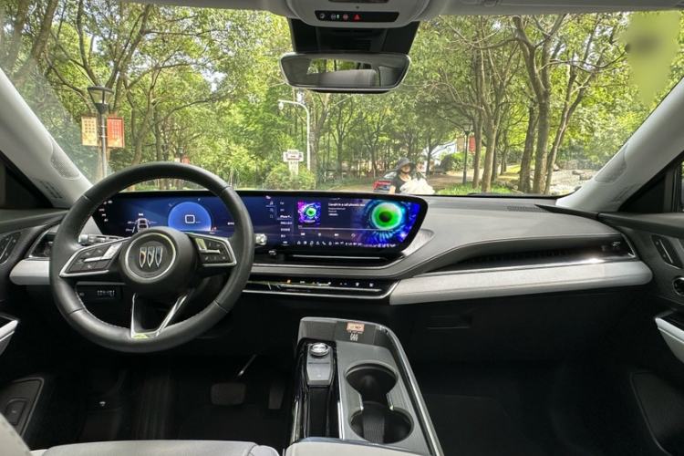 Used Buick E5 2023 Zhenxiang Standard Range Edition Interior 1