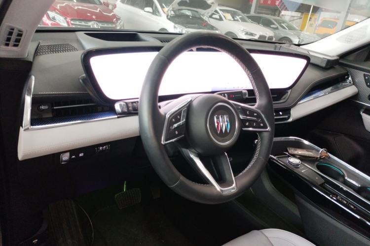 Used Buick E5 2023 Zhenxiang Standard Range Edition Interior 2