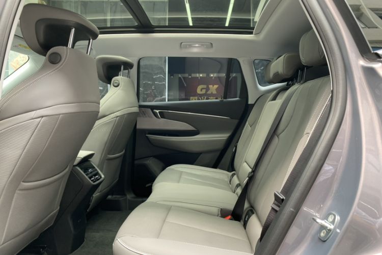 Used Buick E5 2023 Zhenxiang Standard Range Edition Interior 3