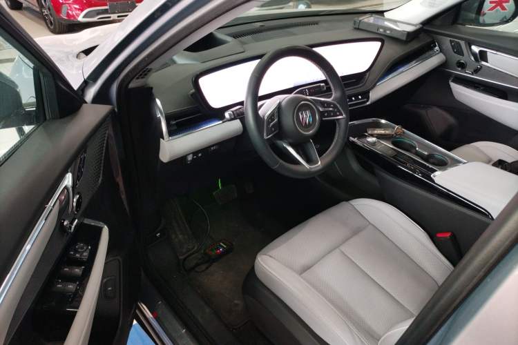 Used Buick E5 2023 Zhenxiang Standard Range Edition Interior 3