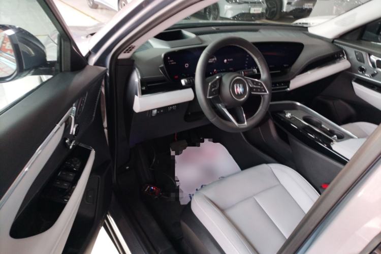 Used Buick E5 2023 Zhenxiang Standard Range Edition Interior 3