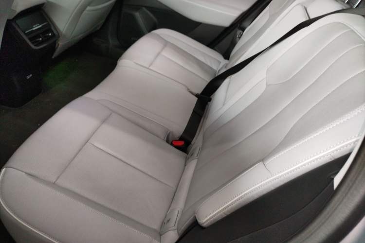 Used Buick E5 2023 Zhenxiang Standard Range Edition Interior 4