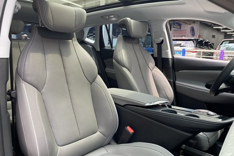 Used Buick E5 2023 Zhenxiang Standard Range Edition Interior 5