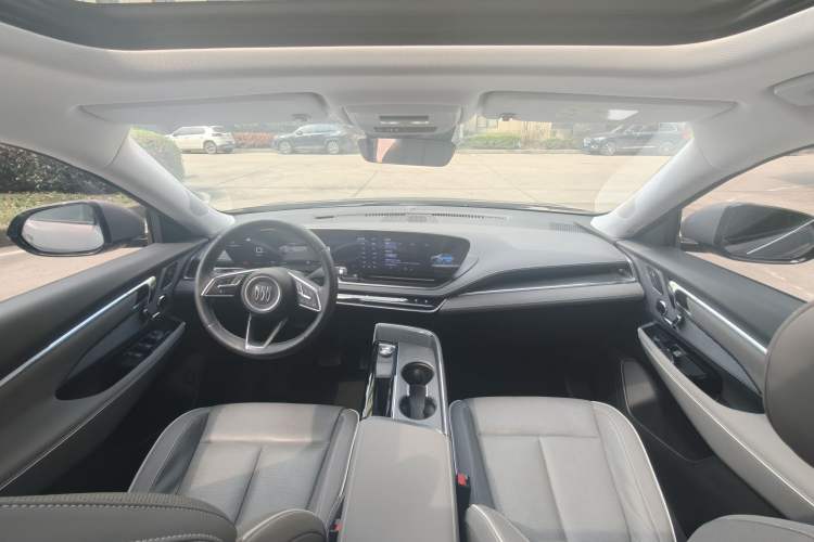 Used Buick E5 2023 Premium Long-Range Version Interior 5