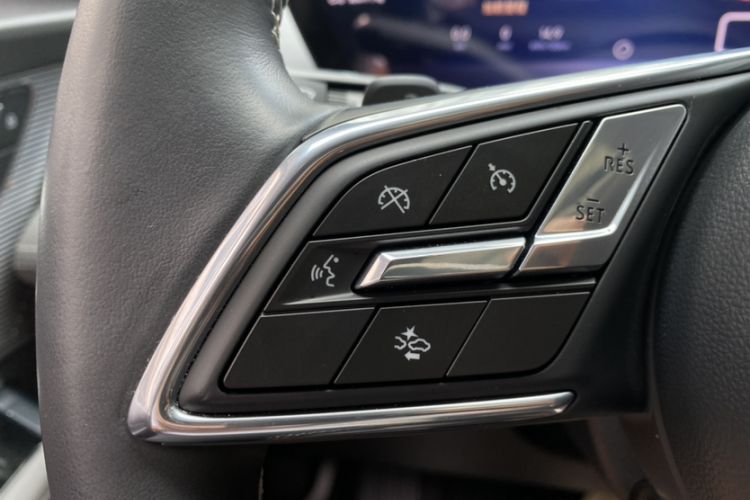 Used Buick E5 2023 Zhenxiang Standard Range Edition Interior 9