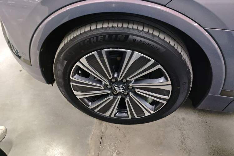 Used Buick E5 2023 Zhenxiang Standard Range Edition Left Front Wheel Hub