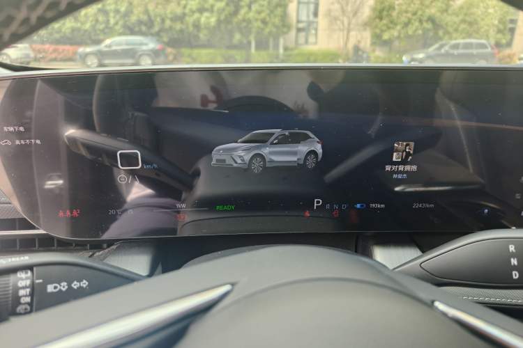 Used Buick E5 2023 Premium Long-Range Version Odometer Close Up