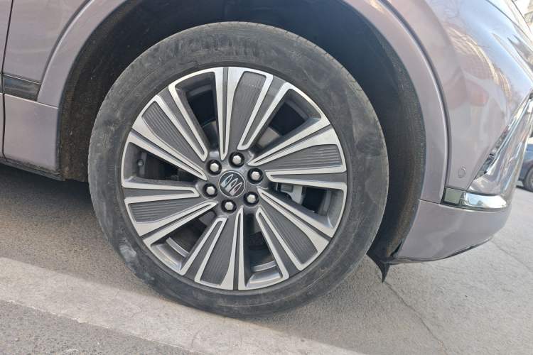 Used Buick E5 2023 Premium Long-Range Version Right Front Wheel Hub