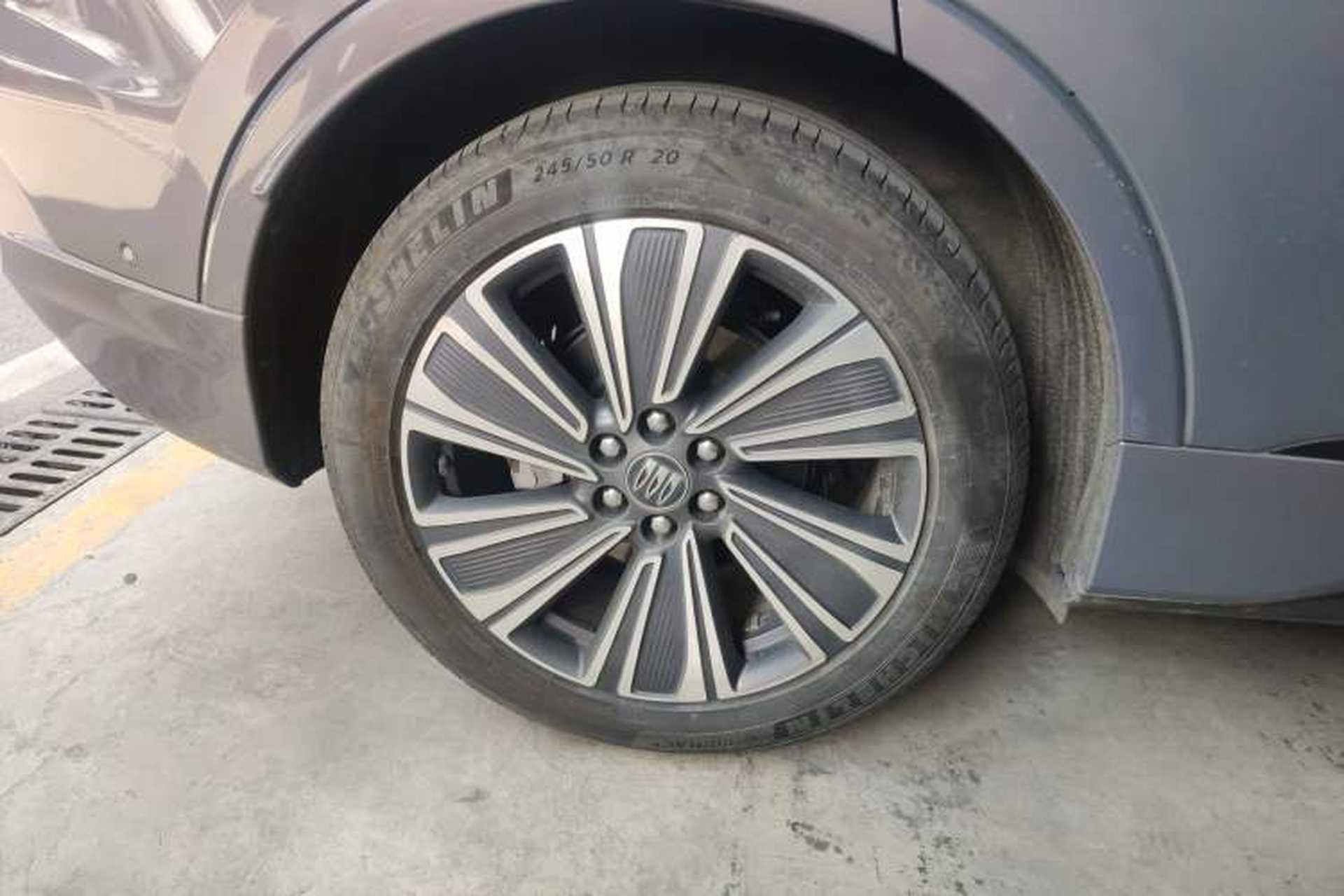 Used Buick E5 2023 Zhenxiang Standard Range Edition Right Rear Wheel Hub