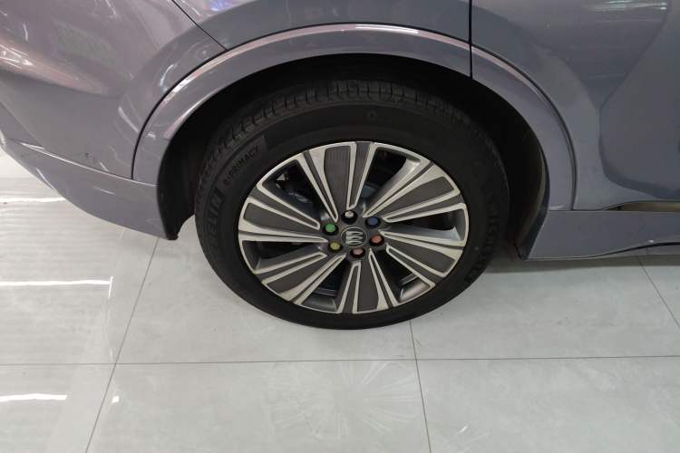 Used Buick E5 2023 Zhixiang Standard Range Edition Right Rear Wheel Hub