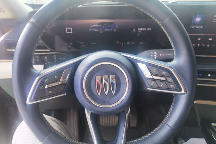 Used Buick E5 2023 Avia Four-Wheel Drive Version Steering Wheel
