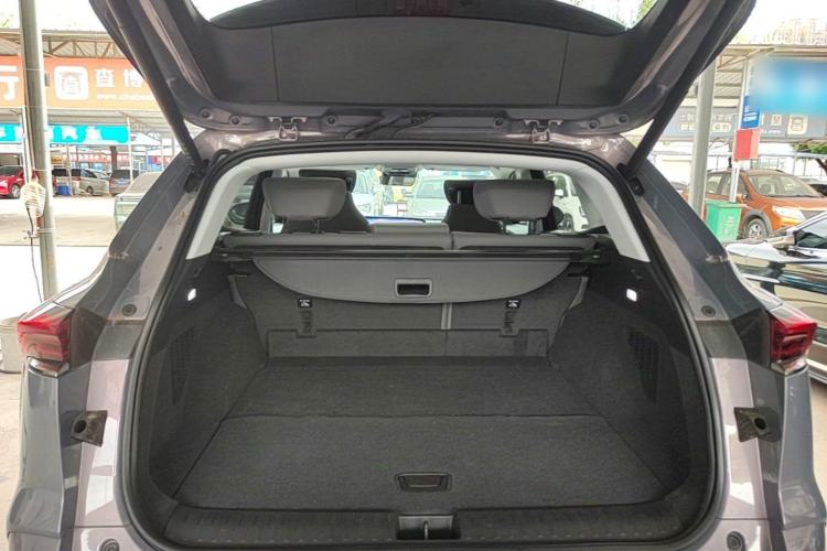 Used Buick E5 2023 Premium Long-Range Version Trunk