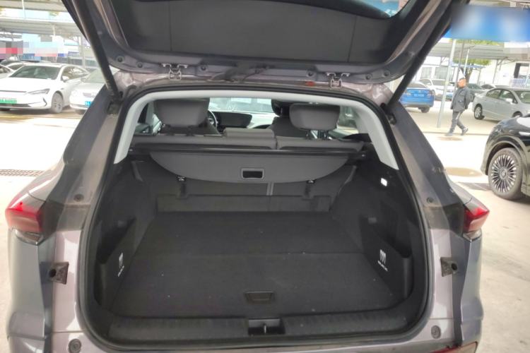 Used Buick E5 2023 Premium Long-Range Version Trunk