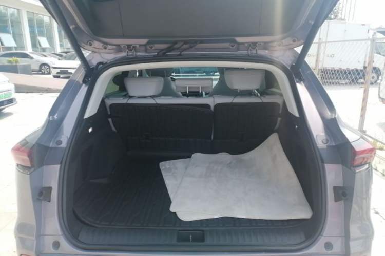 Used Buick E5 2023 Zhenxiang Standard Range Edition Trunk