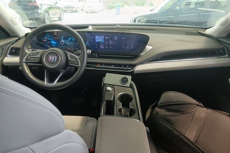 Used Buick E5 2023 Zhenxiang Standard Range Edition Center Console