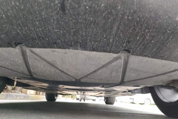 Used Buick E5 2023 Premium Long-Range Version Chassis Front