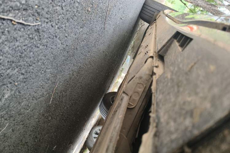 Used Buick E5 2023 Pioneer Edition Chassis Front Right