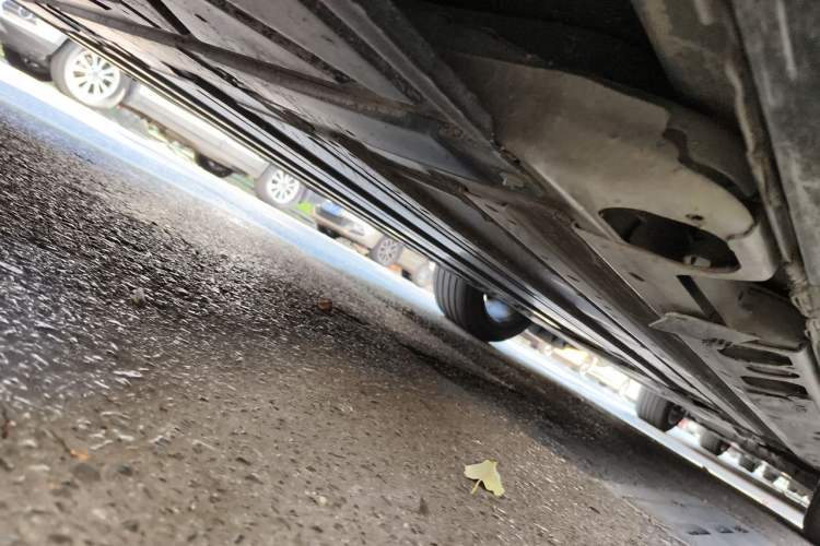 Used Buick E5 2023 Zhenxiang Standard Range Edition Chassis Rear Right