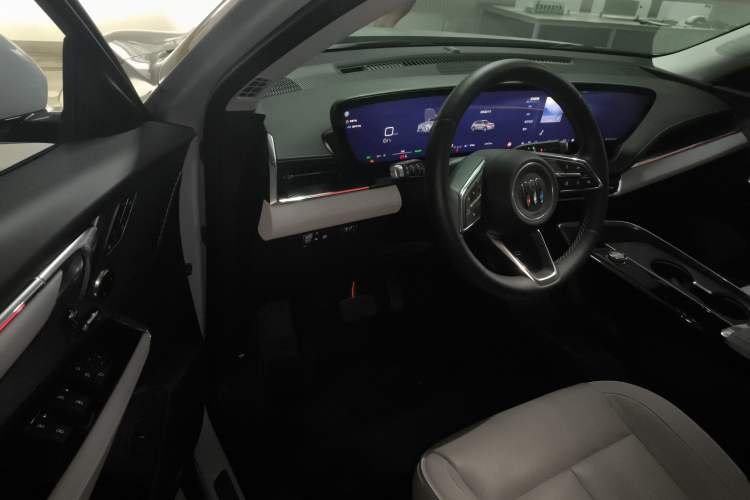 Used Buick E5 2023 Zhenxiang Standard Range Edition Driver Seat