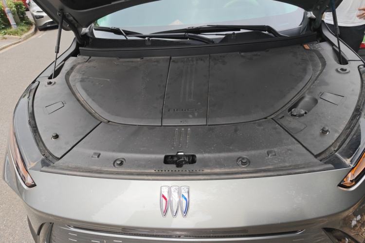 Used Buick E5 2023 Zhenxiang Standard Range Edition Engine Bay