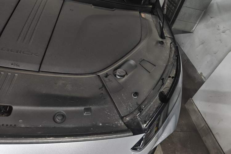 Used Buick E5 2023 Zhenxiang Standard Range Edition Engine Bay Left