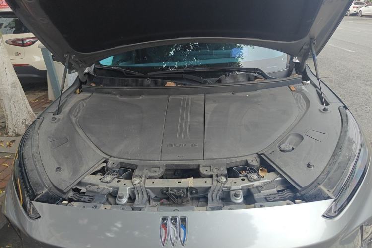 Used Buick E5 2023 Pioneer Edition Engine Bay