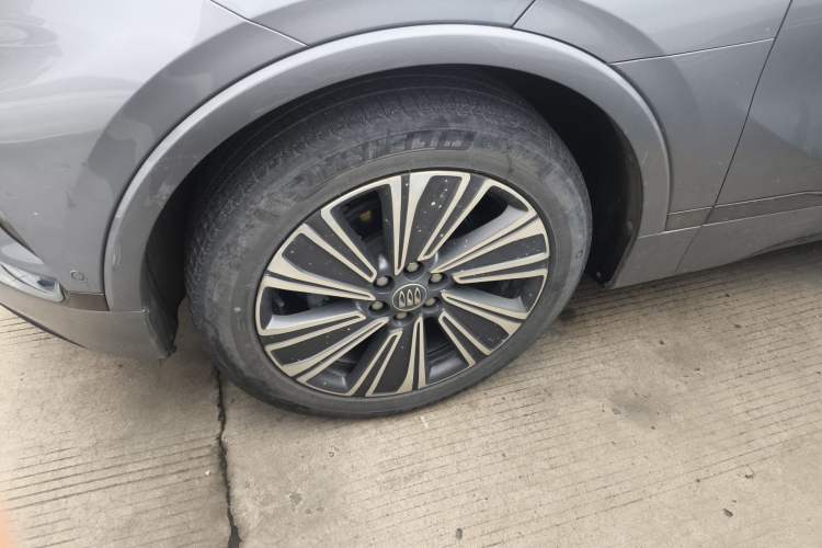 Used Buick E5 2023 Zhenxiang Standard Range Edition Exterior 4