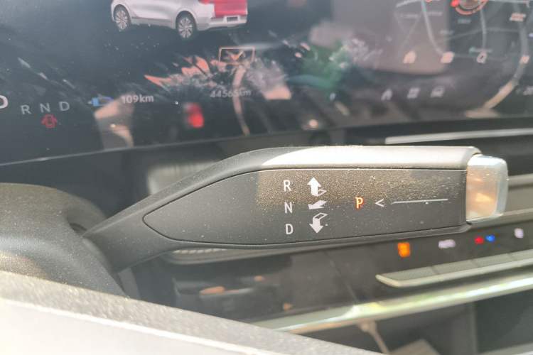 Used Buick E5 2023 Pioneer Edition Gear Lever