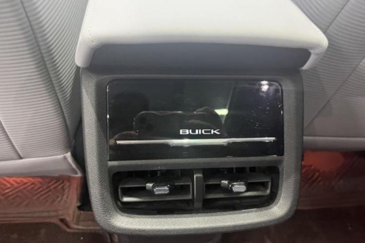 Used Buick E5 2023 Zhenxiang Standard Range Edition Interior 2