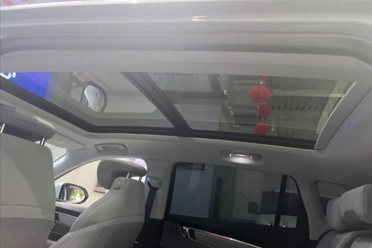 Used Buick E5 2023 Zhenxiang Standard Range Edition Interior 3