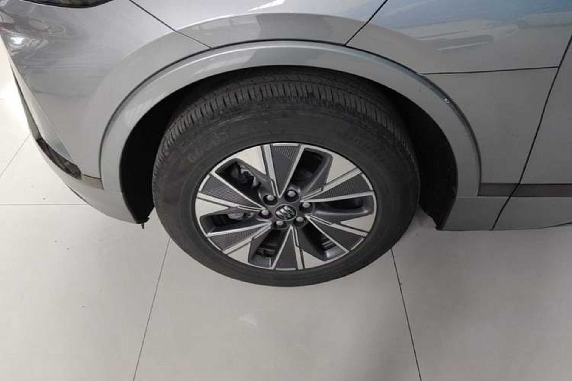 Used Buick E5 2023 Zhixiang Standard Range Edition Left Front Wheel Hub