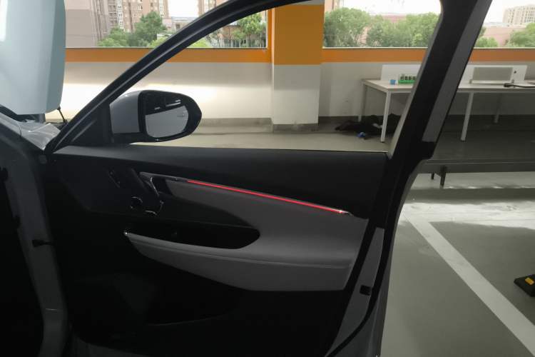 Used Buick E5 2023 Zhenxiang Standard Range Edition Right Front Door Interior