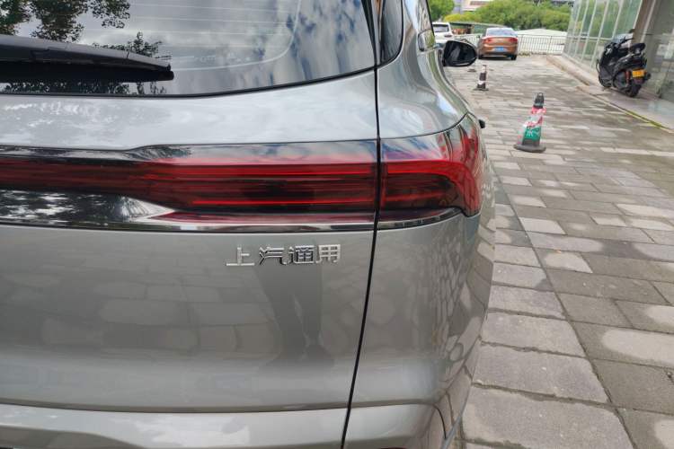 Used Buick E5 2023 Zhenxiang Standard Range Edition Right Rear Taillight