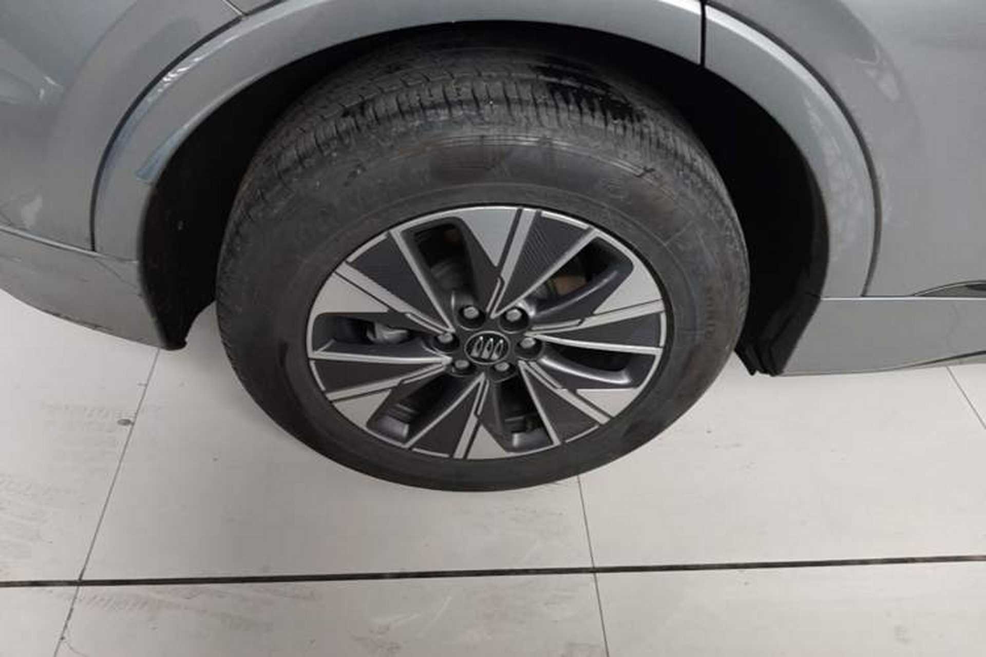 Used Buick E5 2023 Zhixiang Standard Range Edition Right Rear Wheel Hub