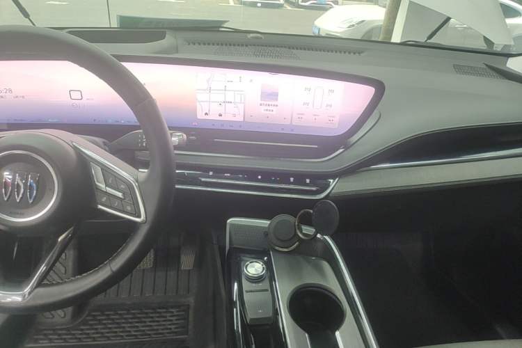 Used Buick E5 2023 Zhenxiang Standard Range Edition Audio And AC Panel